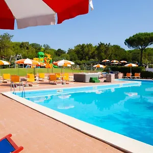 https://residence-le-rose-marina-di-bibbona.it-tuscanyhotel.com
